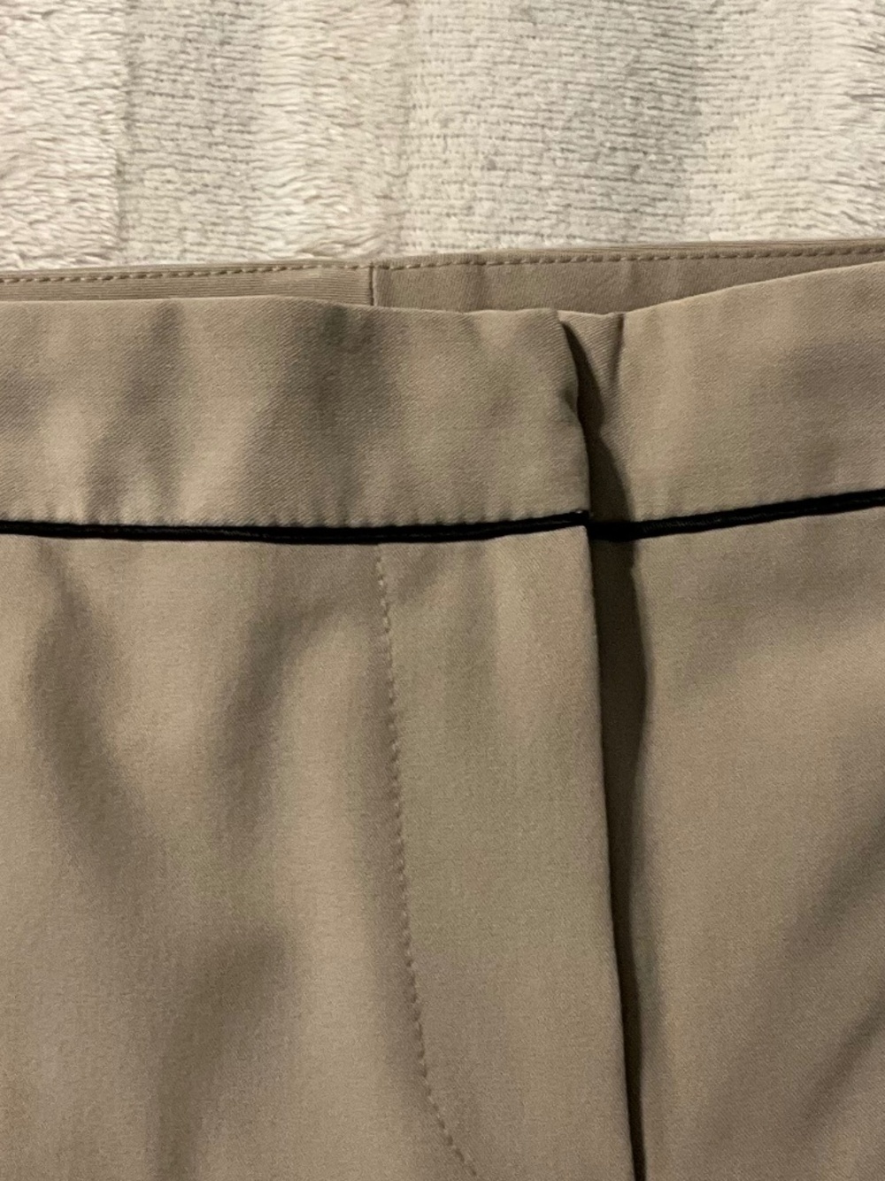 Worthington • Tailored Stretch Straight Leg Pants • Piping Detail • Size 4 - Picture 5 of 7